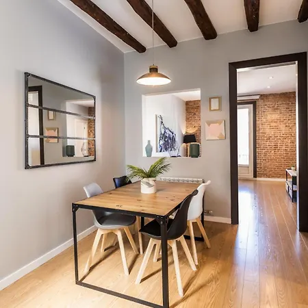 44mal1084- Bright 2br Apartment