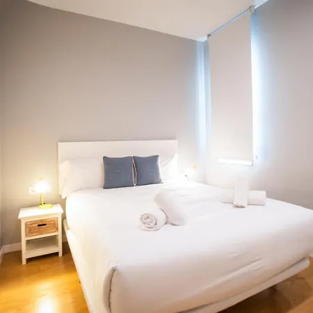 44mal1084- Bright 2br Apartament Barcelona