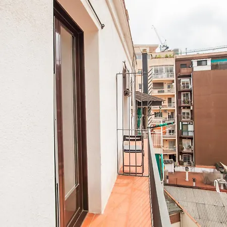 Apartament 44mal1084- Bright 2br Barcelona