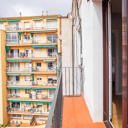 Apartment 44mal1084- Bright 2br *