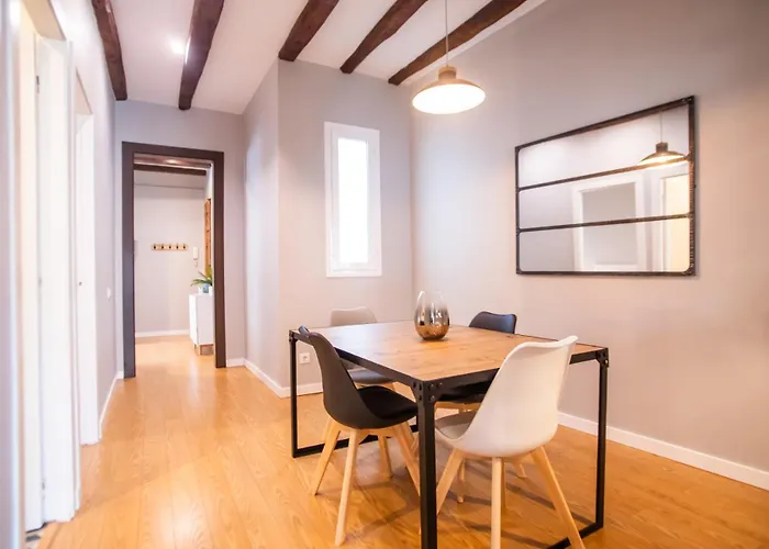 44mal1084- Bright 2br * برشلونة